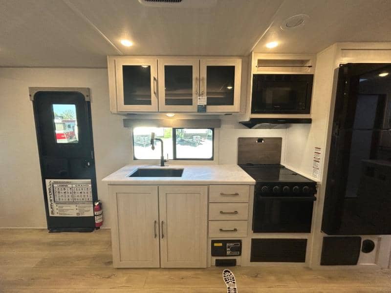 2026 Forest River 2026 Forest River Surveyor Legend - thumbnail 19