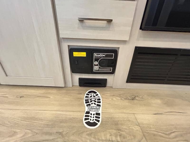 2026 Forest River 2026 Forest River Surveyor Legend - thumbnail 30