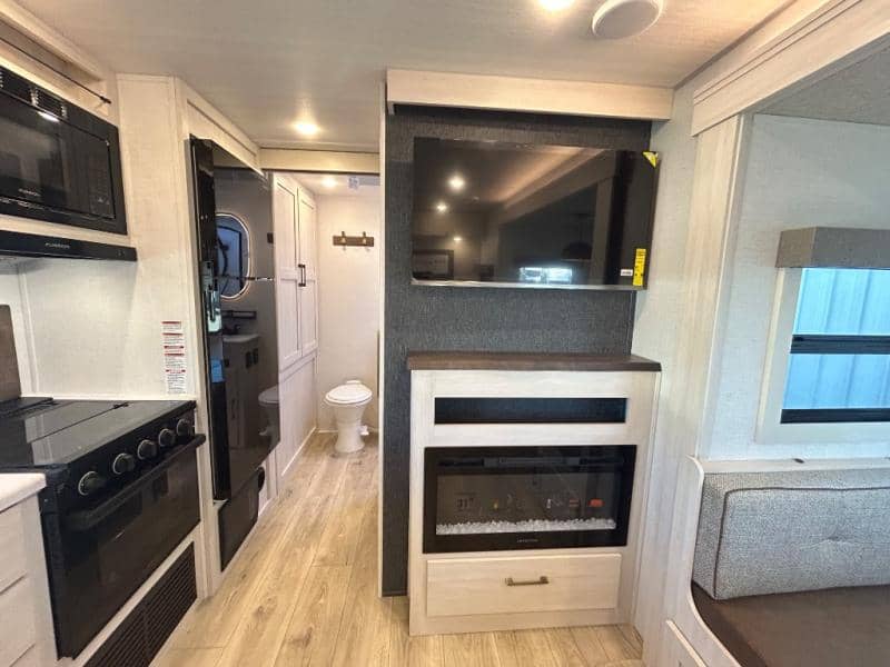 2026 Forest River 2026 Forest River Surveyor Legend - thumbnail 31