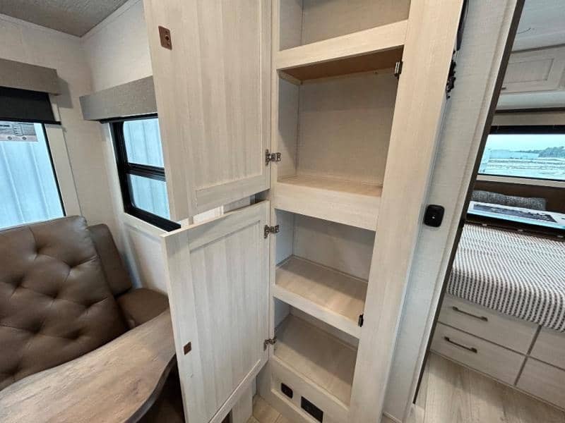 2026 Forest River 2026 Forest River Surveyor Legend - thumbnail 19