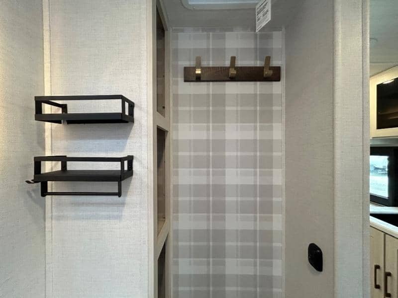 2026 Forest River 2026 Forest River Surveyor Legend - thumbnail 41