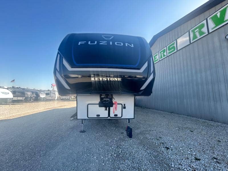 2026 Keystone RV 2026 Keystone RV Fuzion Impact Edition Toy Hauler - thumbnail 7