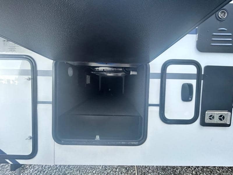 2026 Keystone RV 2026 Keystone RV Fuzion Impact Edition Toy Hauler - thumbnail 12