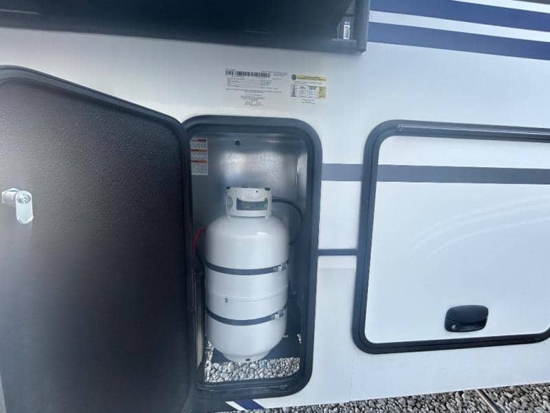 2026 Keystone RV 2026 Keystone RV Fuzion Impact Edition Toy Hauler - thumbnail 14