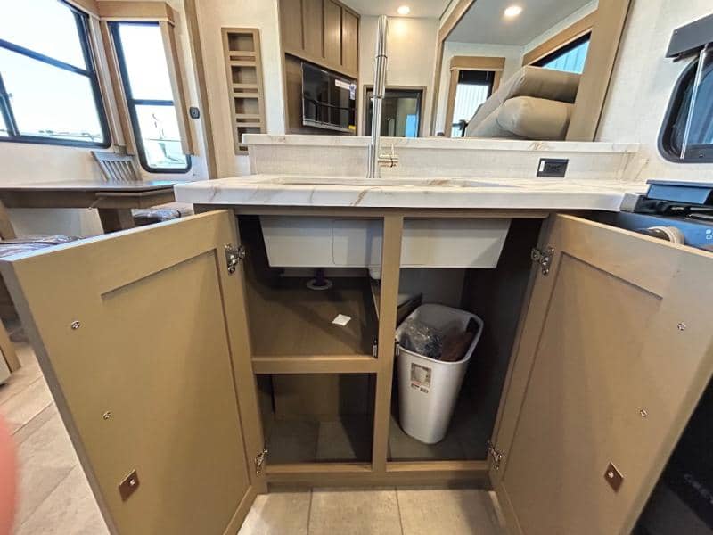 2026 Keystone RV 2026 Keystone RV Fuzion Impact Edition Toy Hauler - thumbnail 20