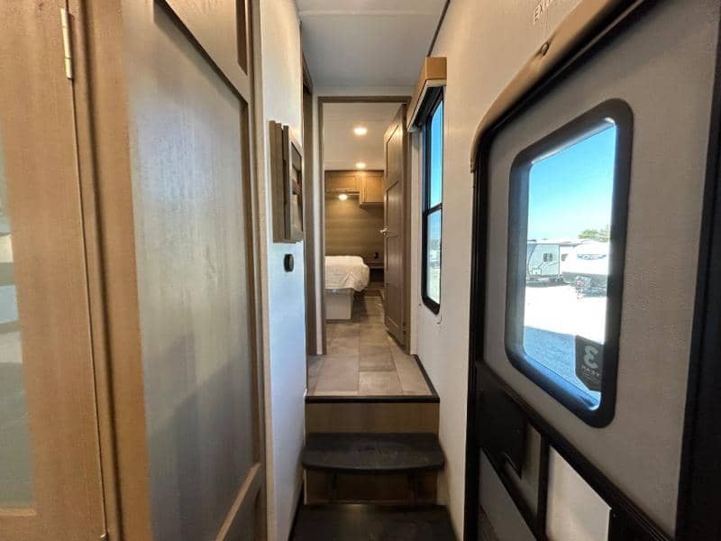 2026 Keystone RV 2026 Keystone RV Fuzion Impact Edition Toy Hauler - thumbnail 35