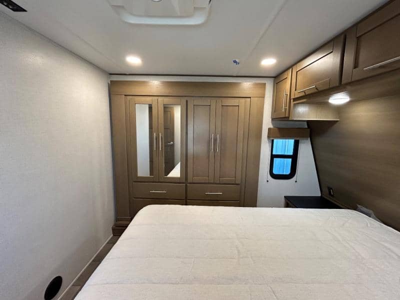 2026 Keystone RV 2026 Keystone RV Fuzion Impact Edition Toy Hauler - thumbnail 50
