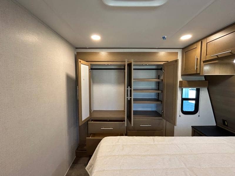 2026 Keystone RV 2026 Keystone RV Fuzion Impact Edition Toy Hauler - thumbnail 51