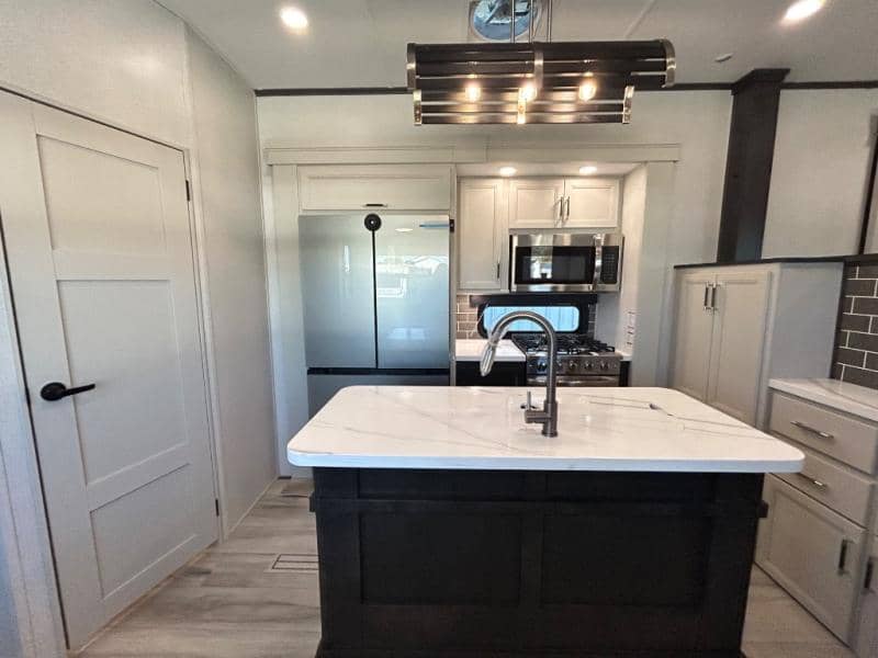 2026 Keystone RV 2026 Keystone RV Alpine - thumbnail 26