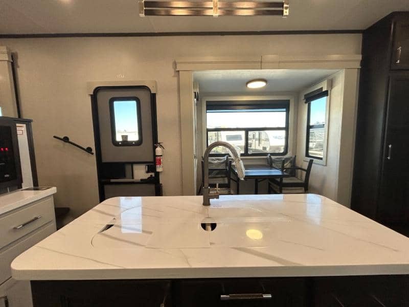 2026 Keystone RV 2026 Keystone RV Alpine - thumbnail 38