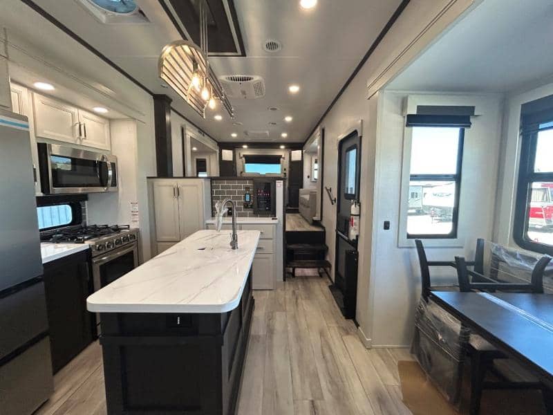 2026 Keystone RV 2026 Keystone RV Alpine - thumbnail 42