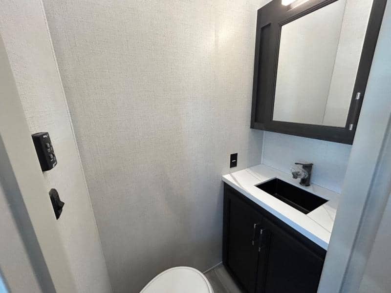 2026 Keystone RV 2026 Keystone RV Alpine - thumbnail 46