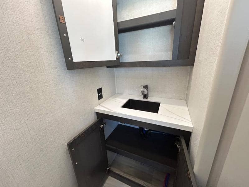 2026 Keystone RV 2026 Keystone RV Alpine - thumbnail 49