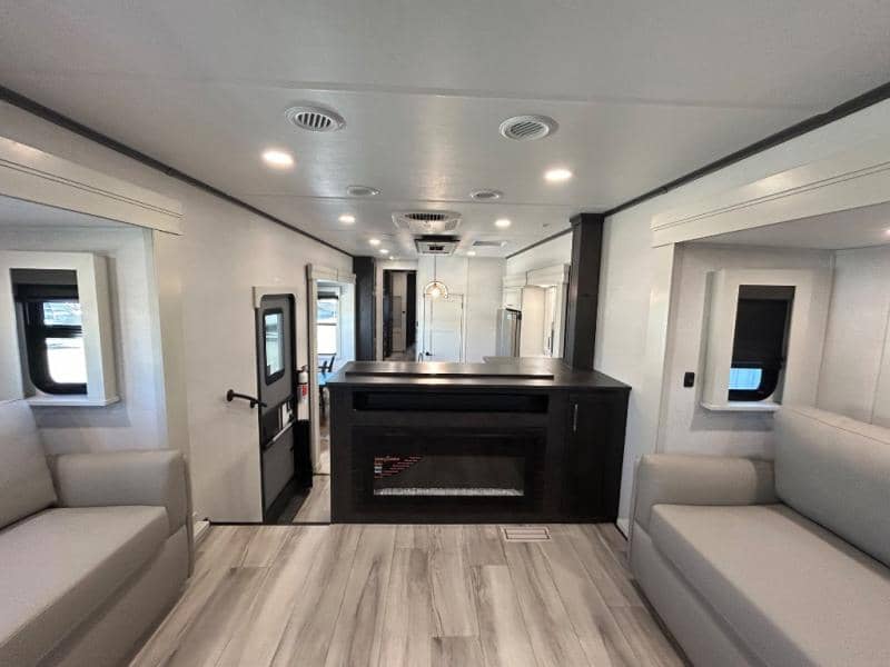 2026 Keystone RV 2026 Keystone RV Alpine - thumbnail 51