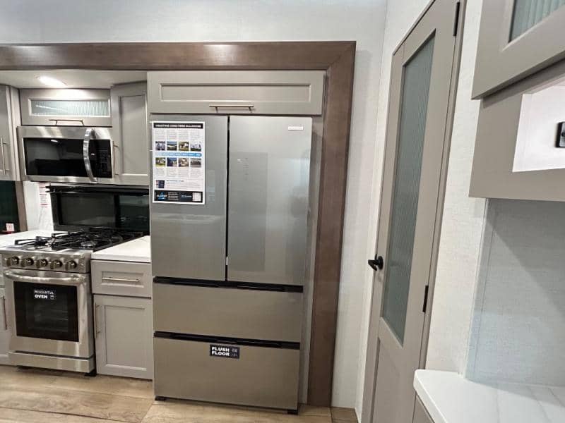 2026 Alliance RV 2026 Alliance RV Paradigm - thumbnail 32