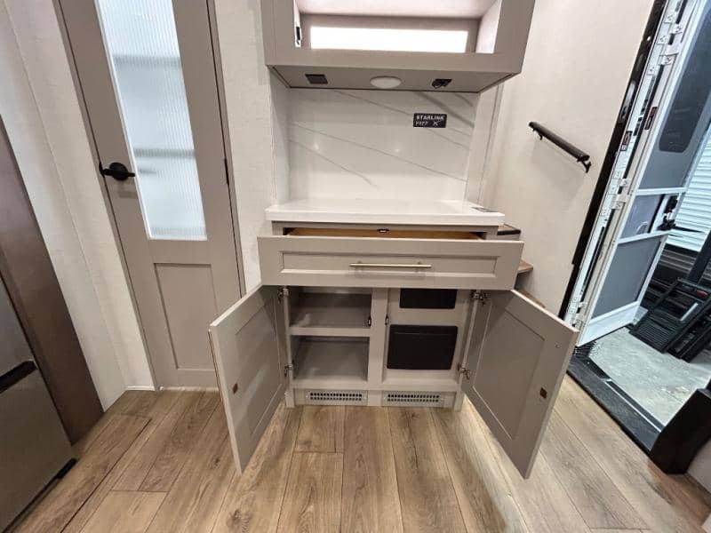 2026 Alliance RV 2026 Alliance RV Paradigm - thumbnail 38