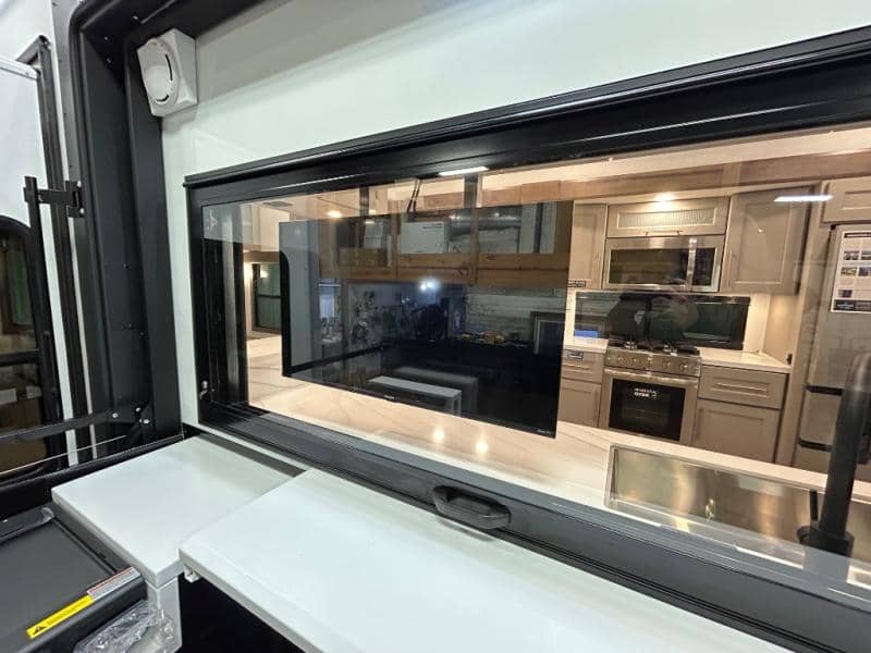 2026 Alliance RV 2026 Alliance RV Paradigm - thumbnail 55