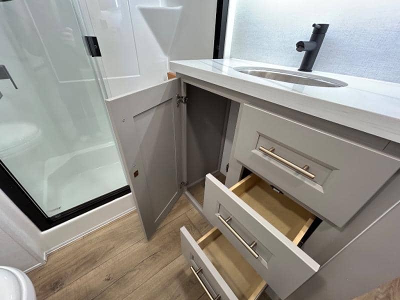 2026 Alliance RV 2026 Alliance RV Paradigm - thumbnail 64