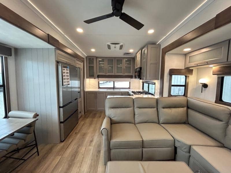 2026 Alliance RV 2026 Alliance RV Paradigm - thumbnail 19