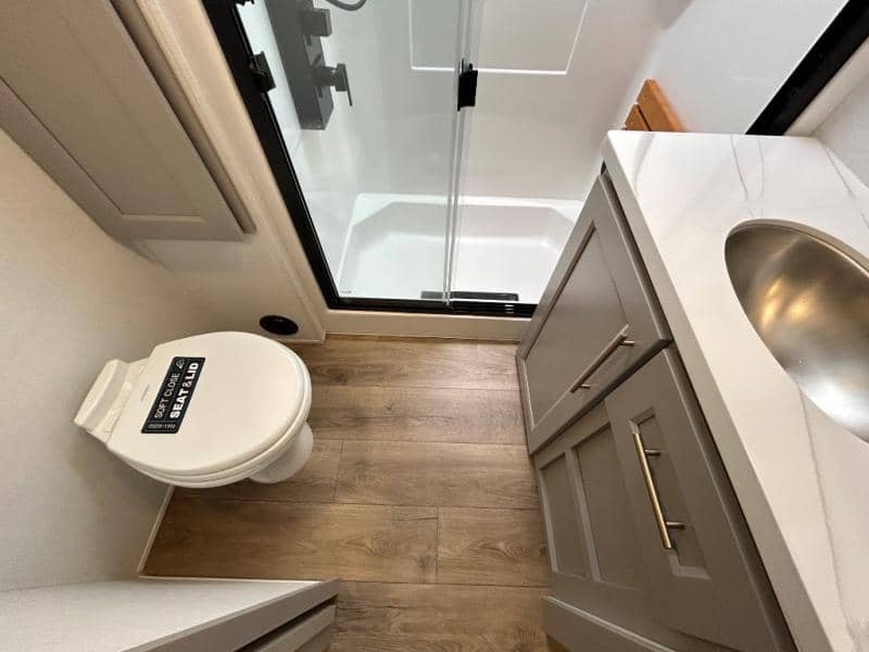 2026 Alliance RV 2026 Alliance RV Paradigm - thumbnail 50