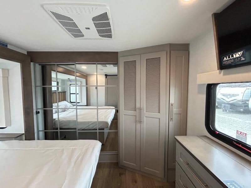 2026 Alliance RV 2026 Alliance RV Paradigm - thumbnail 62