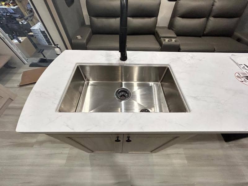 2026 Forest River 2026 Forest River Wildcat - thumbnail 16