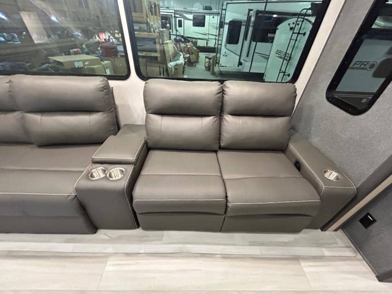 2026 Forest River 2026 Forest River Wildcat - thumbnail 24