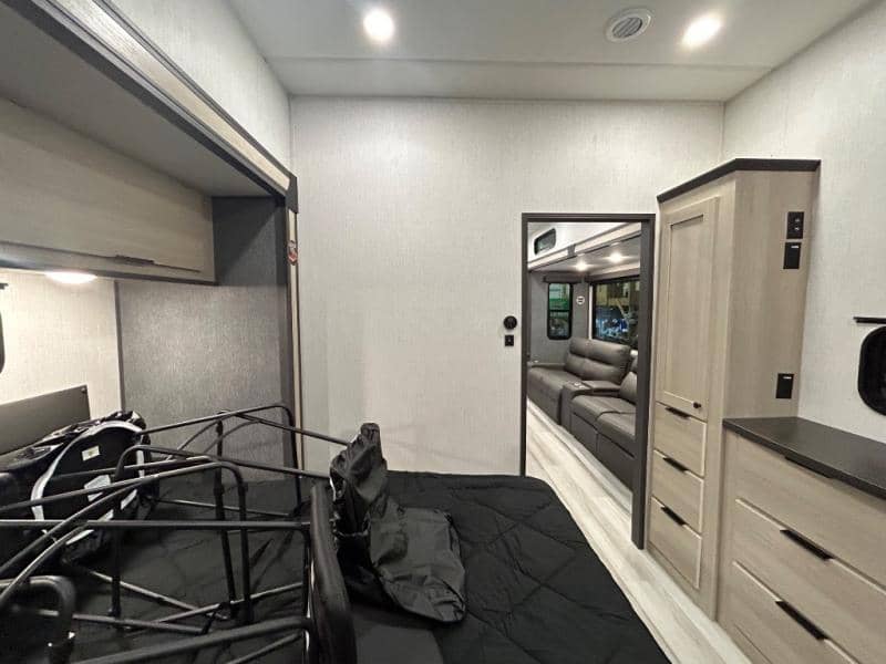 2026 Forest River 2026 Forest River Wildcat - thumbnail 35