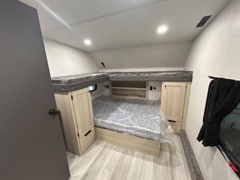 2026 Forest River 2026 Forest River Wildcat - thumbnail 46