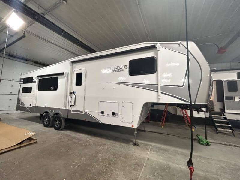 2026 Alliance RV 2026 Alliance RV Avenue - thumbnail 3