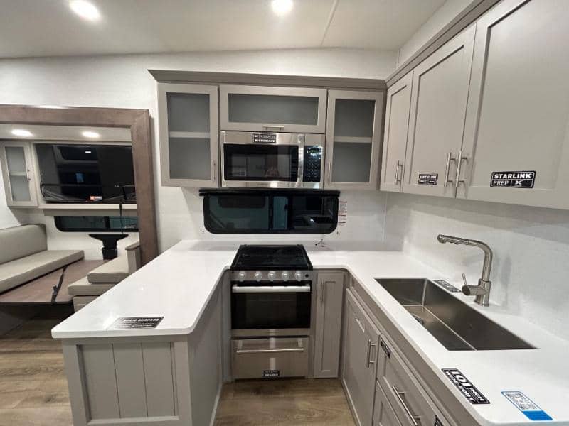 2026 Alliance RV 2026 Alliance RV Avenue - thumbnail 13