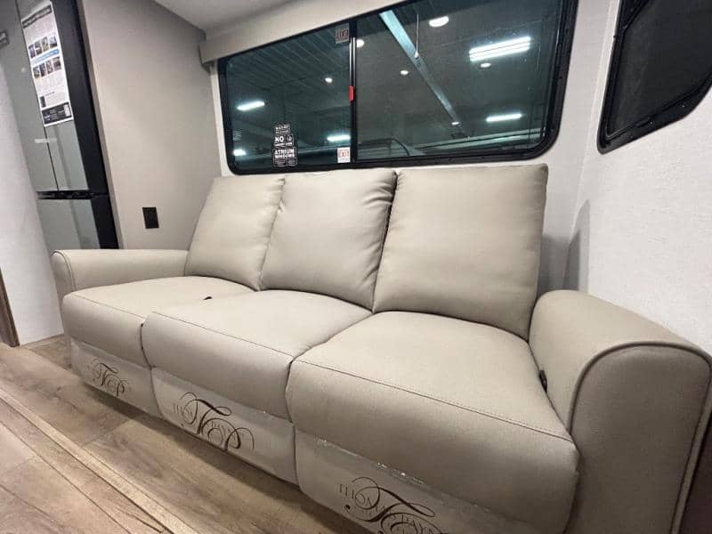 2026 Alliance RV 2026 Alliance RV Avenue - thumbnail 37