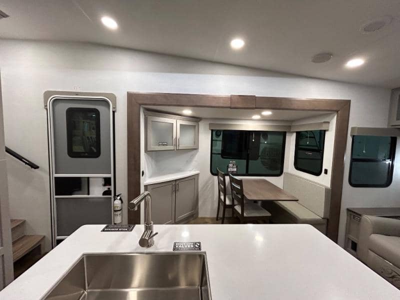 2026 Alliance RV 2026 Alliance RV Avenue - thumbnail 15