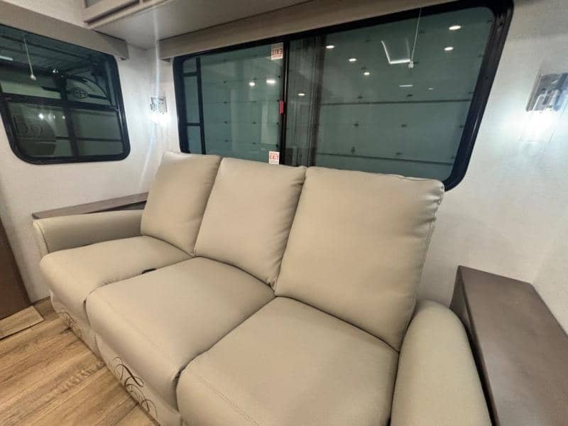 2026 Alliance RV 2026 Alliance RV Avenue - thumbnail 38