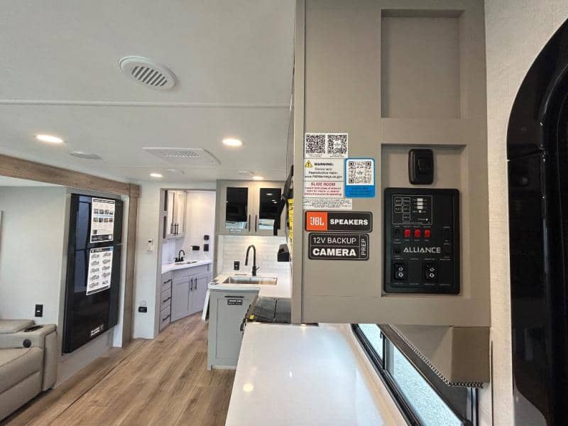 2026 Alliance RV 2026 Alliance RV Delta - thumbnail 12