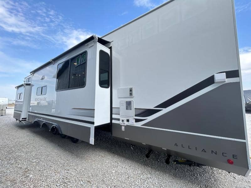 2026 Alliance RV 2026 Alliance RV Benchmark - thumbnail 9