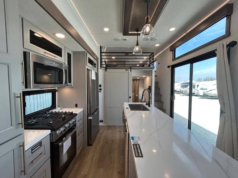 2026 Alliance RV 2026 Alliance RV Benchmark - thumbnail 15