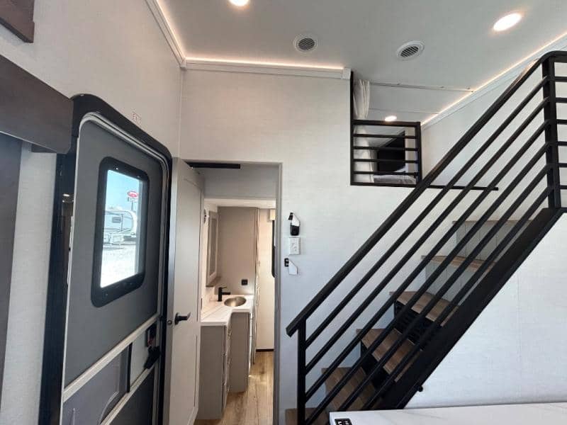 2026 Alliance RV 2026 Alliance RV Benchmark - thumbnail 37