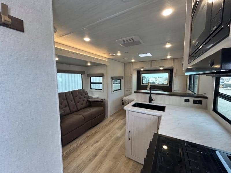 2026 Forest River 2026 Forest River Surveyor Legend - thumbnail 15