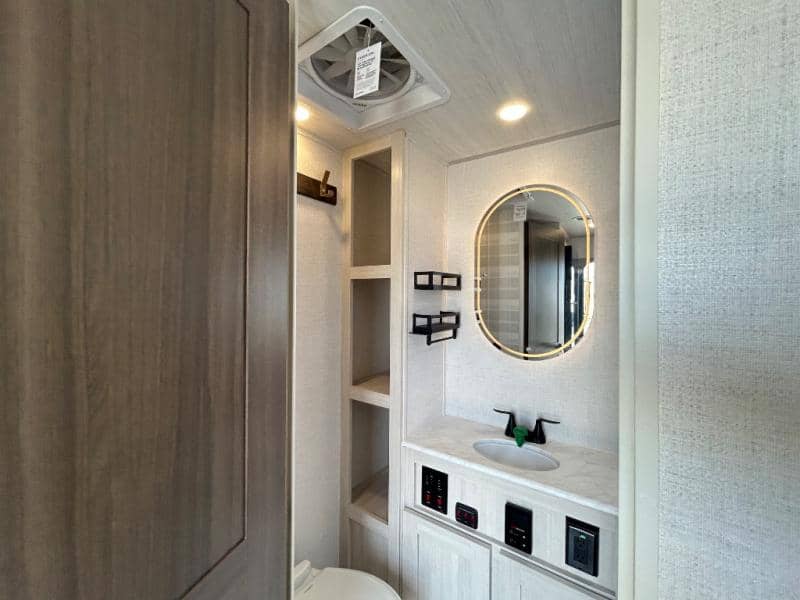 2026 Forest River 2026 Forest River Surveyor Legend - thumbnail 28