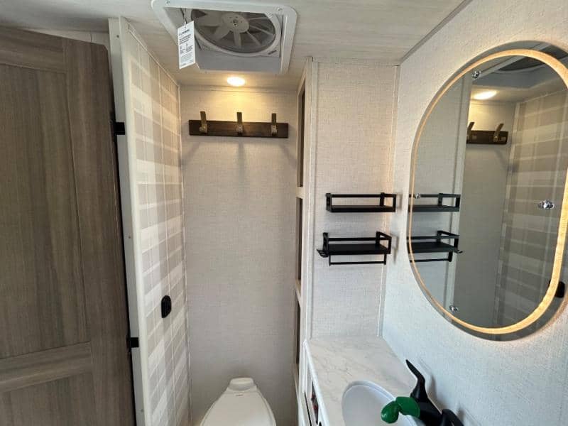 2026 Forest River 2026 Forest River Surveyor Legend - thumbnail 32