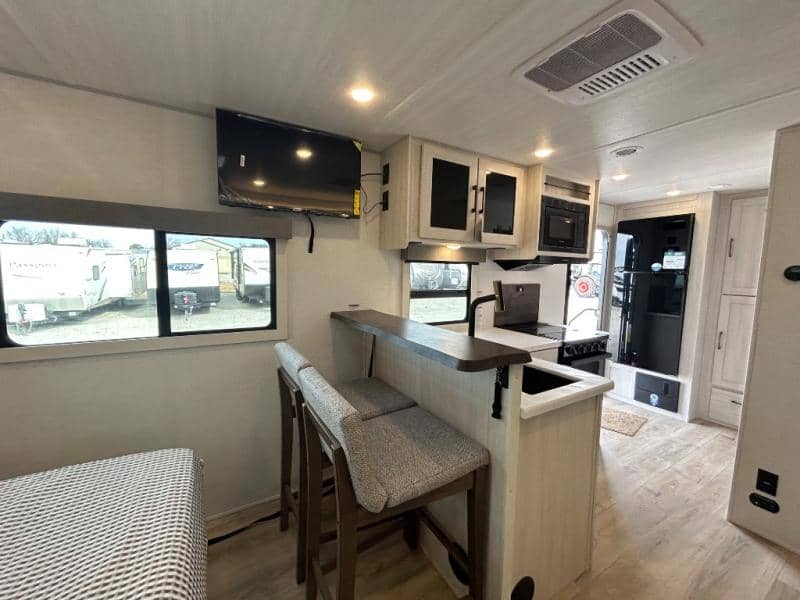 2026 Forest River 2026 Forest River Surveyor Legend - thumbnail 39