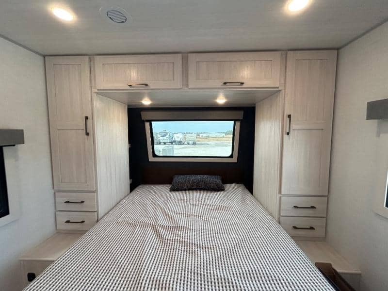 2026 Forest River 2026 Forest River Surveyor Legend - thumbnail 44