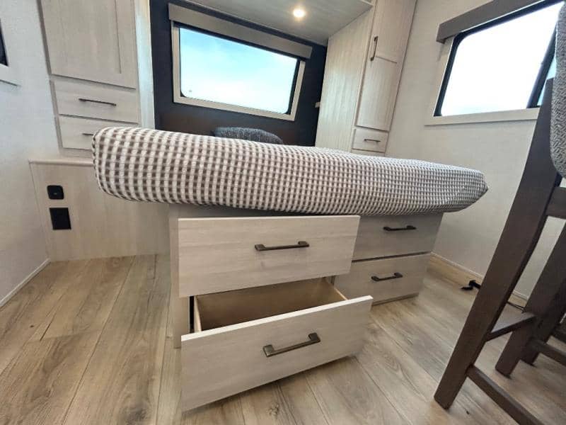 2026 Forest River 2026 Forest River Surveyor Legend - thumbnail 45