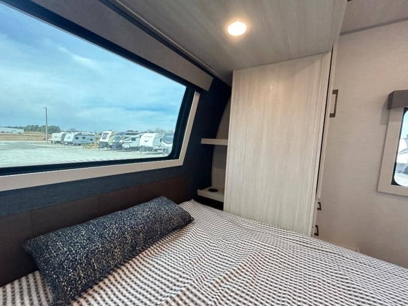 2026 Forest River 2026 Forest River Surveyor Legend - thumbnail 46