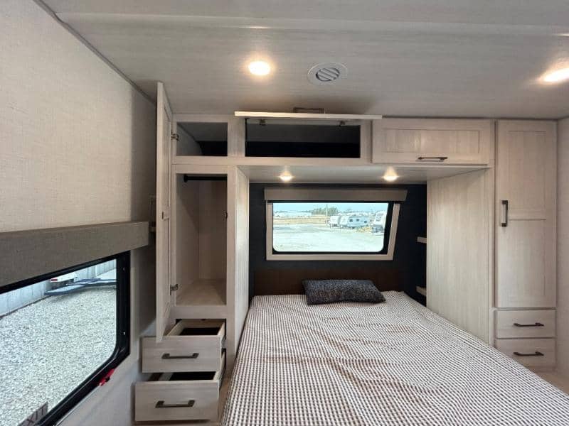 2026 Forest River 2026 Forest River Surveyor Legend - thumbnail 48