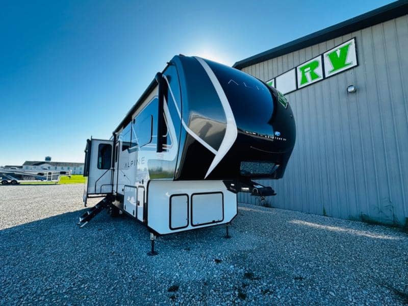 2023 Keystone RV 2023 Keystone RV Alpine - thumbnail 5