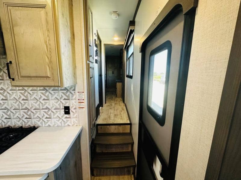 2023 Keystone RV 2023 Keystone RV Alpine - thumbnail 47