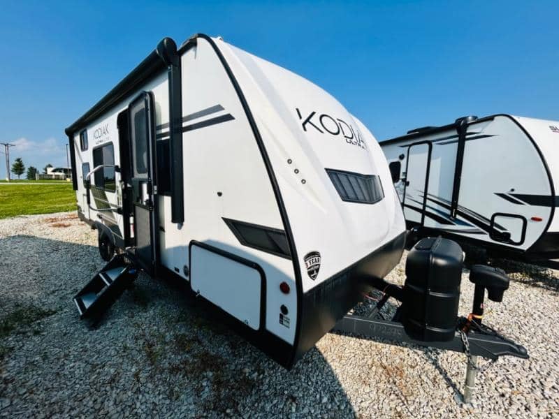 2022 Dutchmen 2022 Dutchmen Kodiak Ultra-Lite - thumbnail 2