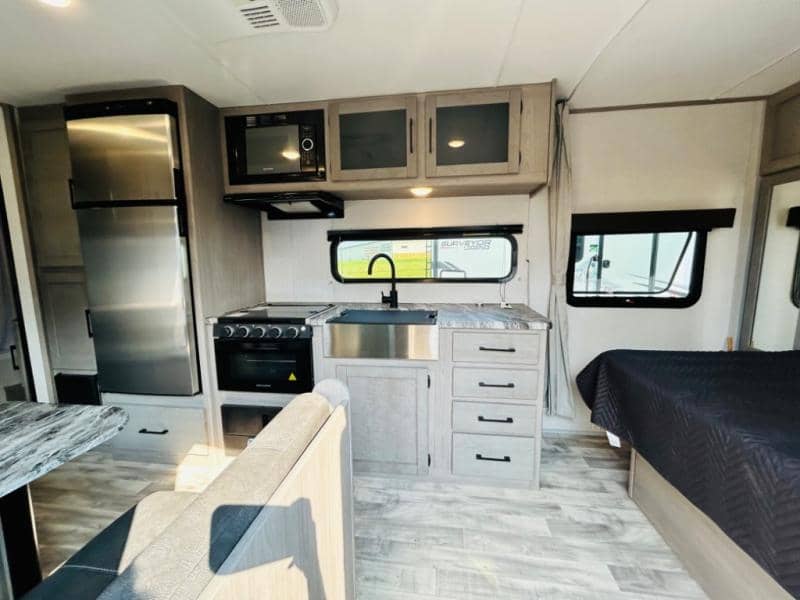 2022 Dutchmen 2022 Dutchmen Kodiak Ultra-Lite - thumbnail 14